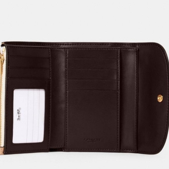 Coach | Bags | Nwt Coach Remi Envelope Wallet W Daisy Applique | Poshmark